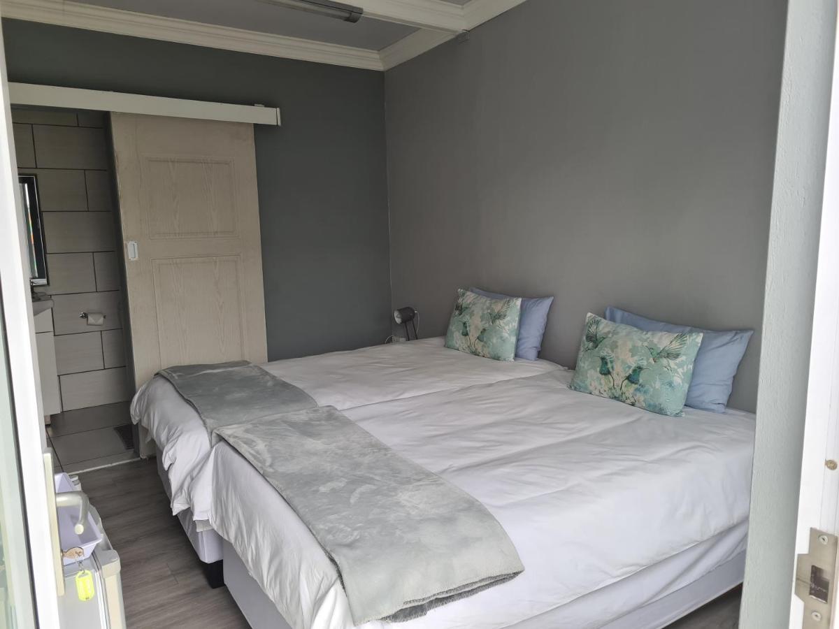 Berry Lane Guesthouse كرونستاد المظهر الخارجي الصورة