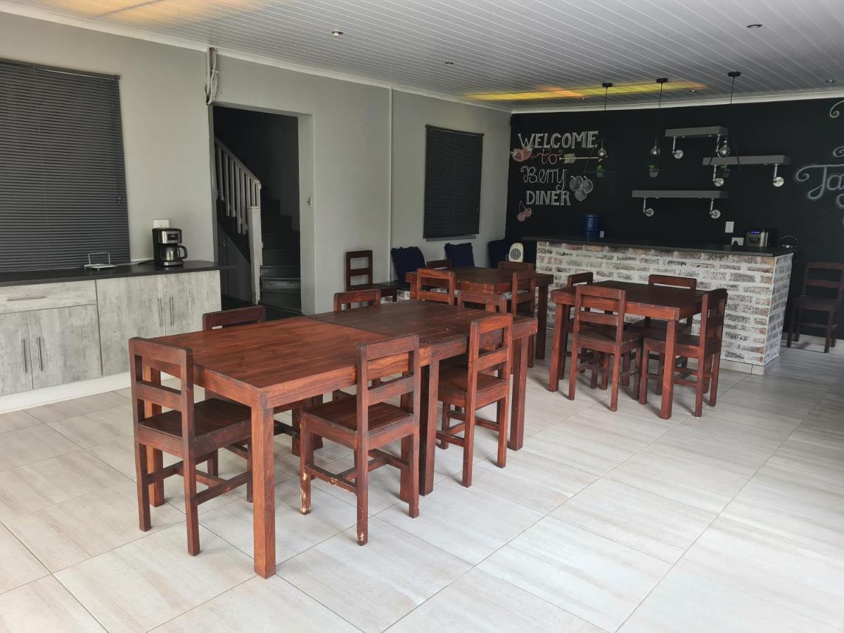 Berry Lane Guesthouse كرونستاد المظهر الخارجي الصورة