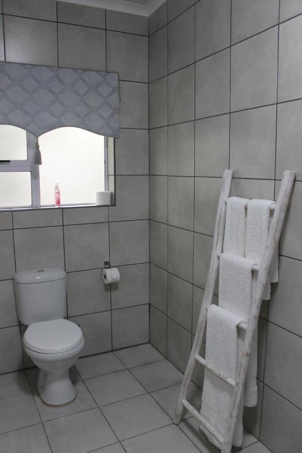 Berry Lane Guesthouse كرونستاد المظهر الخارجي الصورة