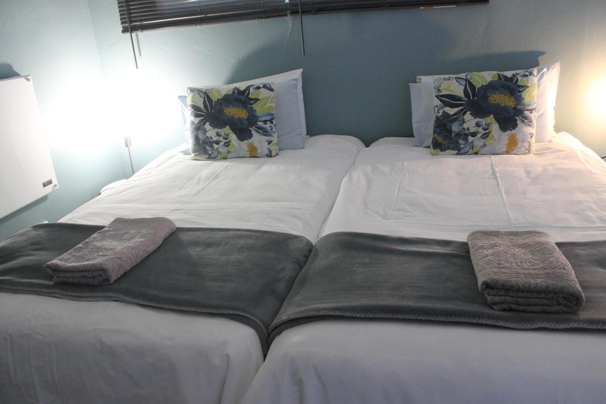 Berry Lane Guesthouse كرونستاد المظهر الخارجي الصورة