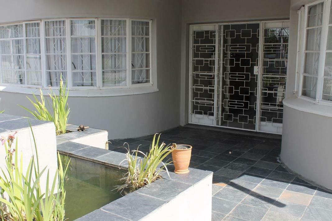 Berry Lane Guesthouse كرونستاد المظهر الخارجي الصورة